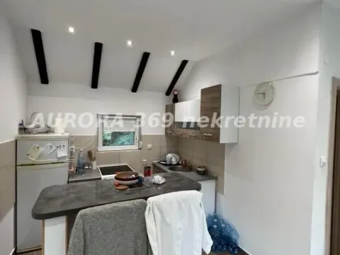 Prodaja, kuća, 39m², Čortanovci, Inđija - image 2