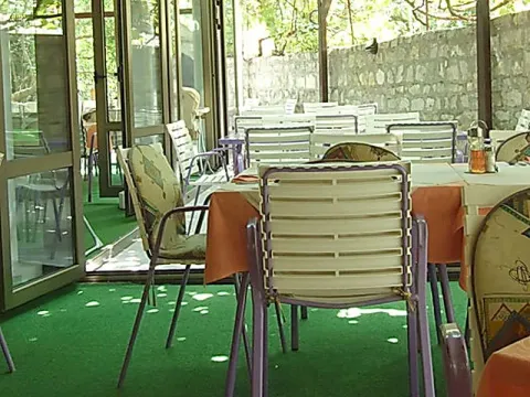Prodaja, ugostiteljski objekat, 1100m², Petrovac, Budva - image 12