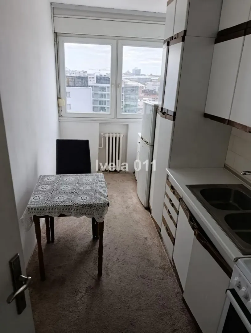 Prodaja, jednosoban stan, 34m², Centar Sve Podlokacije, Beograd