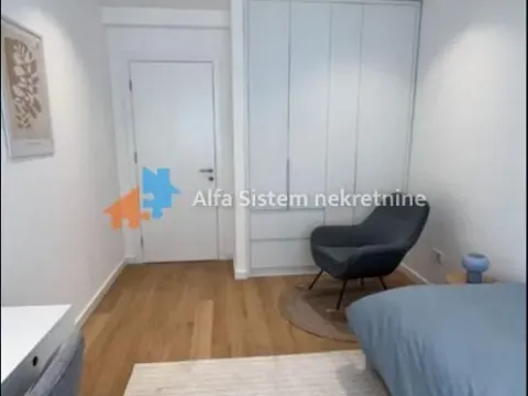 Izdavanje, četvorosoban stan, 112m², Stari Grad, Beograd - image 13