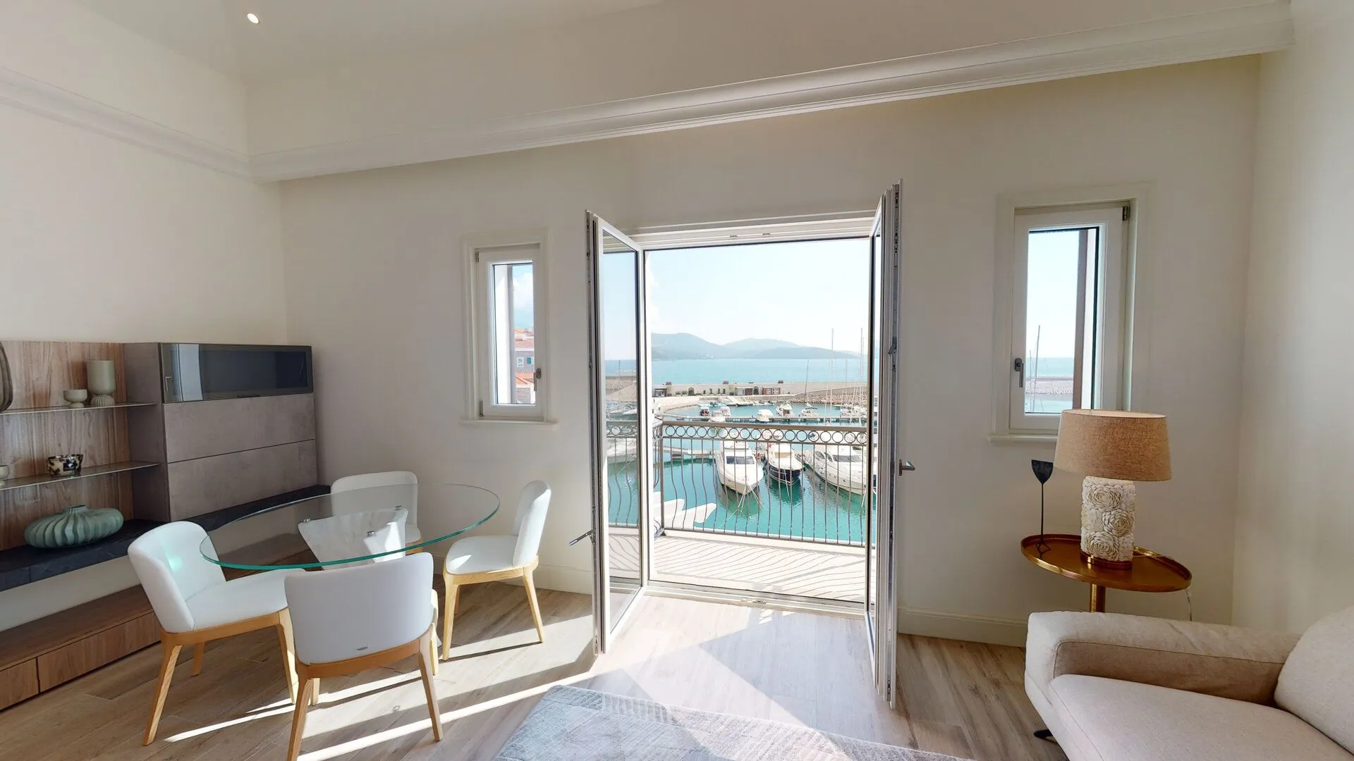 Prodaja, jednosoban stan, 74m², Luštica Bay, Tivat