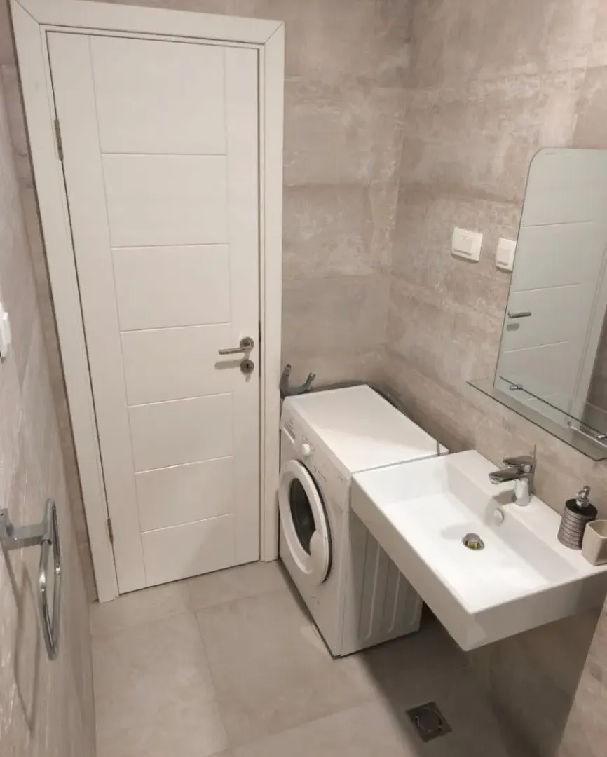 Izdavanje, garsonjera, 30m², Gorica C, Podgorica