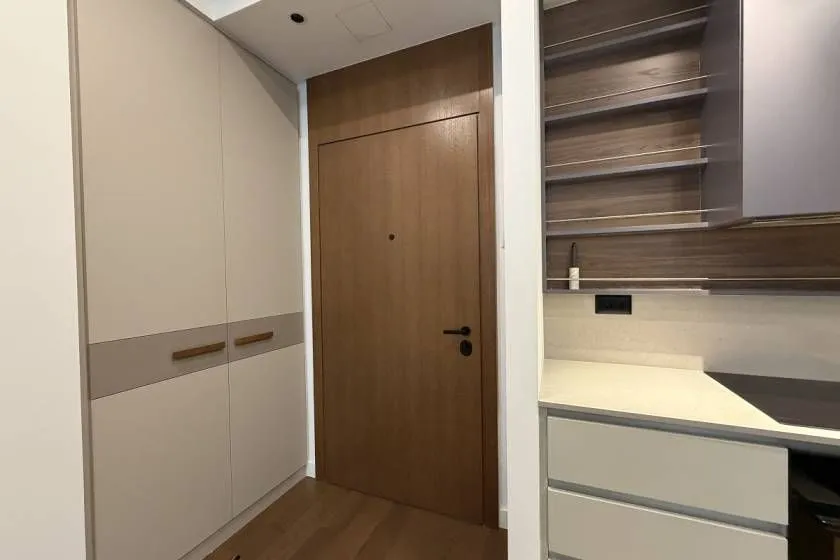 Izdavanje, jednosoban stan, 71m², Beograd Na Vodi, Beograd
