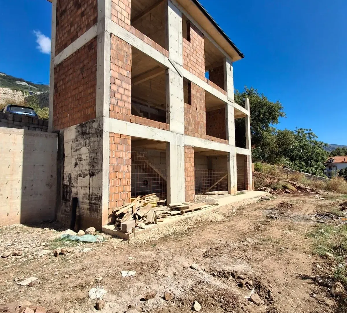 Prodaja, kuća, 750m², Markovići, Budva