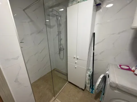 Sale, one bedroom apartment, 48m², Bečići, Budva - image 8