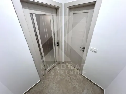 Izdavanje, dvosoban stan, 40m², Zabjelo, Podgorica - image 9