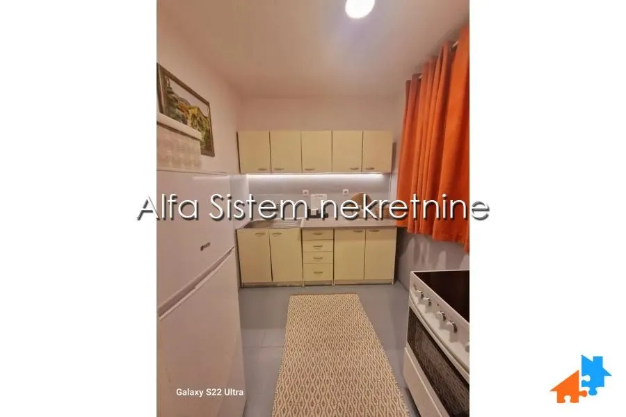 Izdavanje, dvosoban stan, 55m², Savski Venac, Beograd