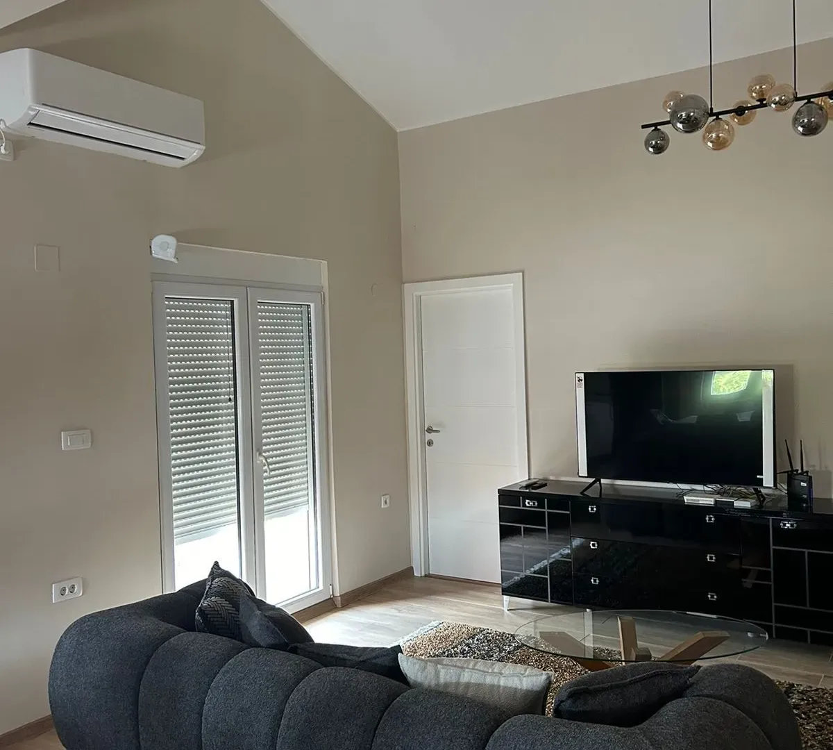 Rent, two bedroom apartment, 80m², Murtovina, Podgorica