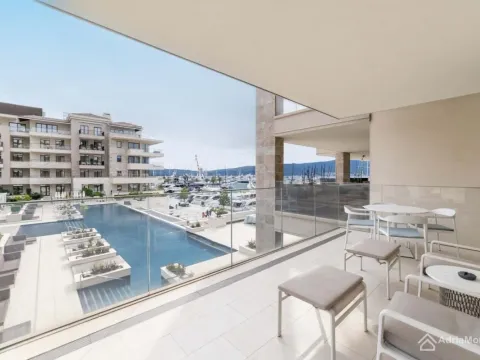 Prodaja, jednosoban stan, 81m², Porto Montenegro, Tivat