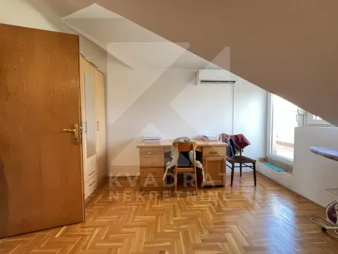 Prodaja, dvosoban stan, 92m², Stari Aerodrom, Podgorica - image 5