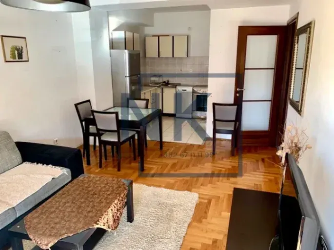 Izdavanje, jednosoban stan, 63m², City Kvart, Podgorica