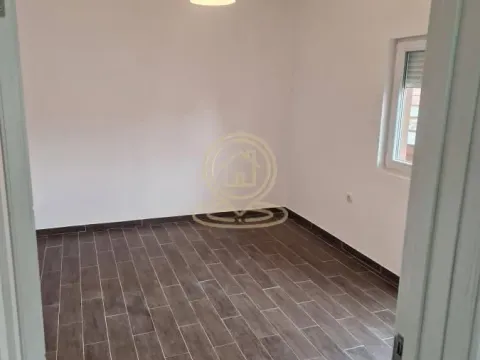 Sale, three bedroom apartment, 69m², Medijana, Niš - image 7