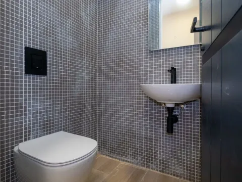 Sale, three bedroom apartment, 110m², Podgorica, Crna Gora - image 10