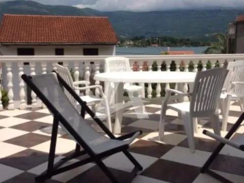 Izdavanje, stan, 62m2, Đuraševići, Tivat Izdavanje, stan, 62m2, Đuraševići, Tivat