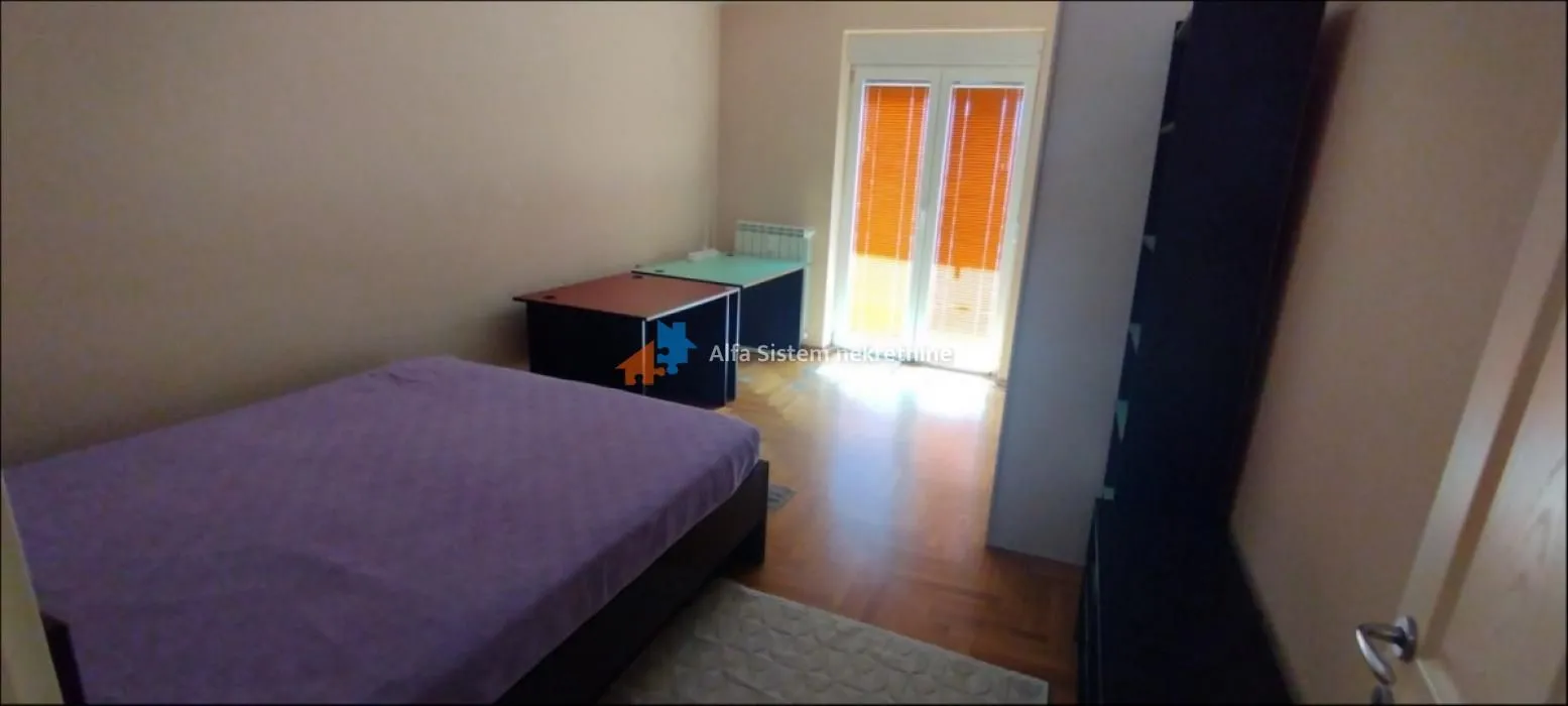 Rent, three bedroom apartment, 77m², Voždovac Sve Podlokacije, Beograd
