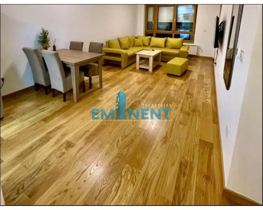 Izdavanje, trosoban stan, 75m², Novi Beograd Blok 65, Novi Beograd Sve Podlokacije