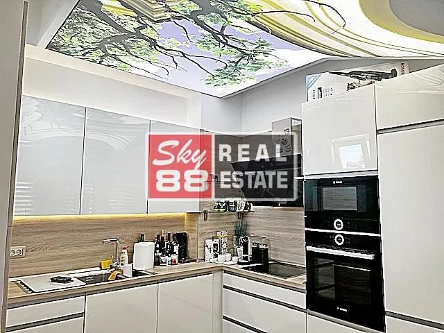 Prodaja, trosoban stan, 83m², Vračar Centar, Vračar Sve Podlokacije