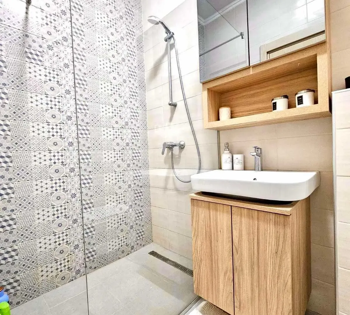 Rent, one bedroom apartment, 45m², Blok 6, Podgorica