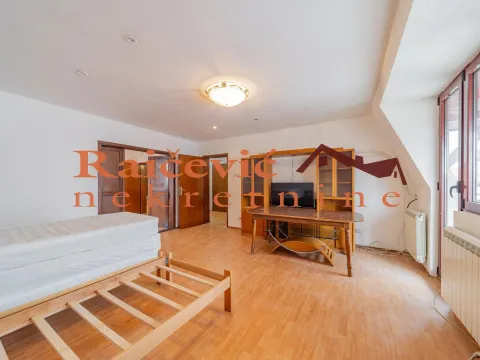 Izdavanje, kuća, 250m², Zvezdara Sve Podlokacije, Beograd - image 7