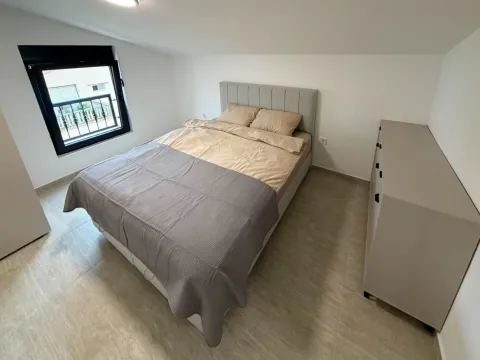 Izdavanje, dvosoban stan, 67m², Zelenika, Herceg Novi - image 4