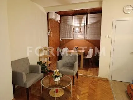 Izdavanje, dvosoban stan, 55m², Vračar Centar, Vračar Sve Podlokacije
