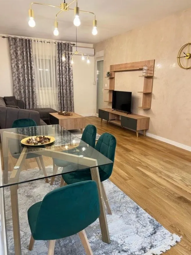 Rent, one bedroom apartment, 53m², Central Point, Podgorica