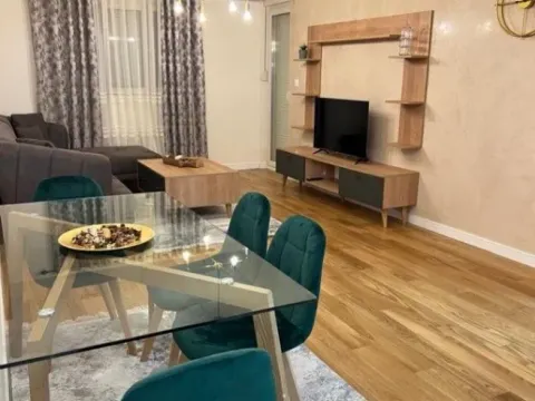 Rent, one bedroom apartment, 53m², Central Point, Podgorica - image 1