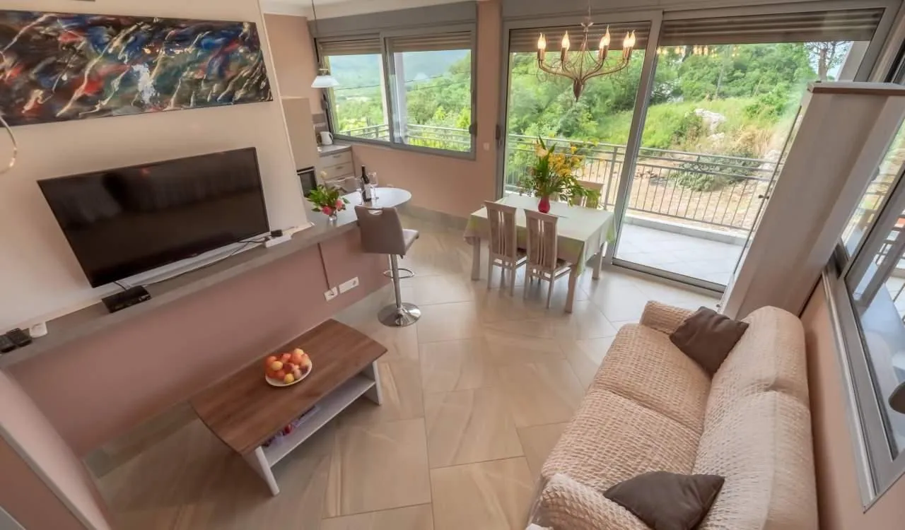 Sale, house, 274m², Buljarica, Budva