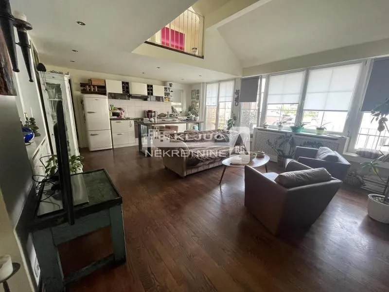 Prodaja, četvorosoban stan, 128m², Vračar Sve Podlokacije, Beograd