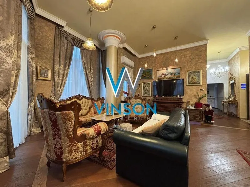 Sale, apartment, 359m², Grbavica, Novi Sad Sve Podlokacije