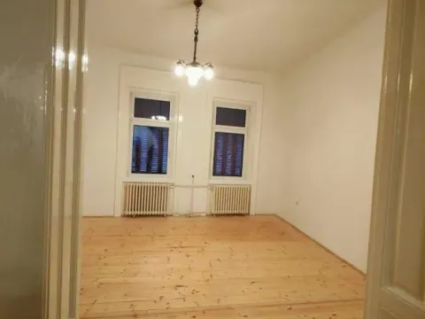 Rent, house, 128m², Centar, Novi Sad - image 8