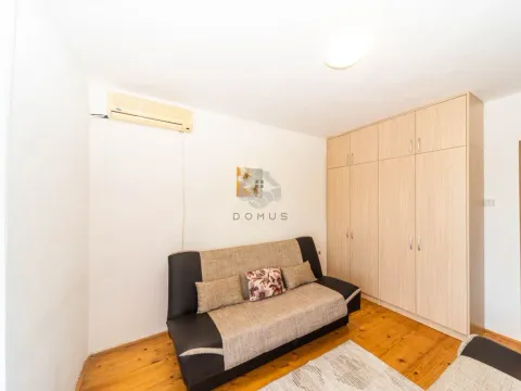 Izdavanje, dvosoban stan, 90m², Masline, Podgorica - image 12