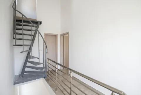 Prodaja, četvorosoban stan, 85m², Đenovići, Herceg Novi - image 12
