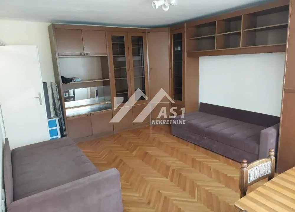 Izdavanje, stan, 30m², Liman 3, Novi Sad Sve Podlokacije