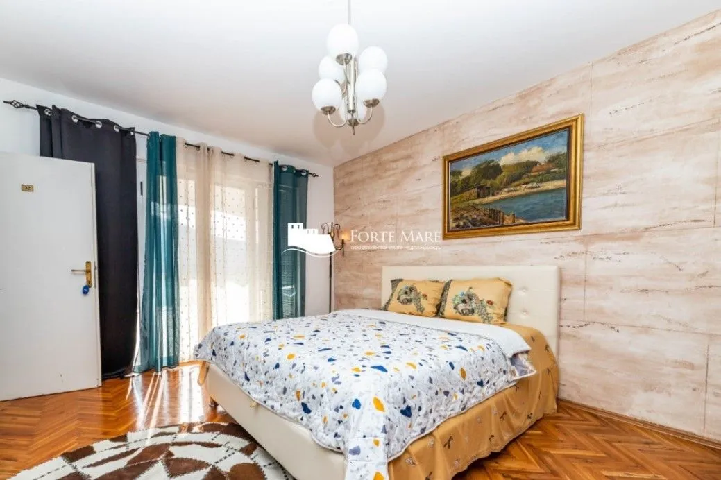 Prodaja, kuća, 555m², Zelenika, Herceg Novi