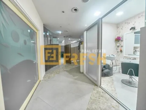 Prodaja, poslovni prostor, 1343m², Centar, Podgorica - image 57