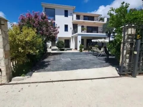 Prodaja, kuća, 296m², Lastva Grbaljska, Kotor - image 3