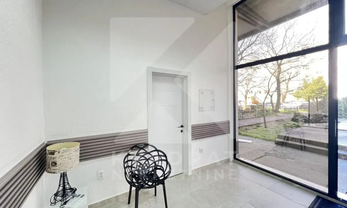 Rent, office space, 50m², Gintaš, Podgorica