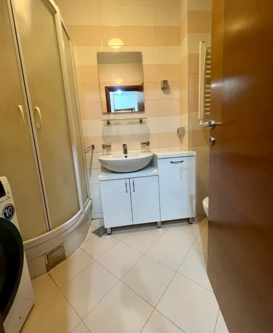 Prodaja, jednosoban stan, 44m², Stari Aerodrom, Podgorica