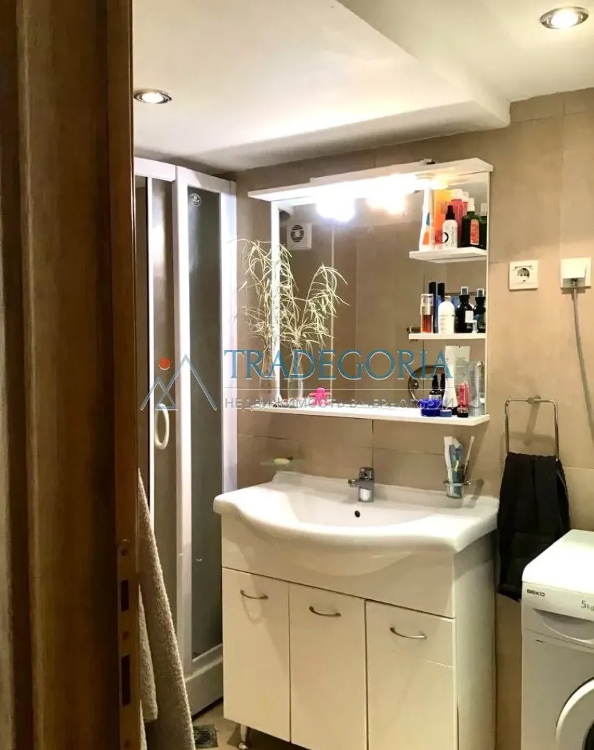Prodaja, jednosoban stan, 40m², Pržno, Budva