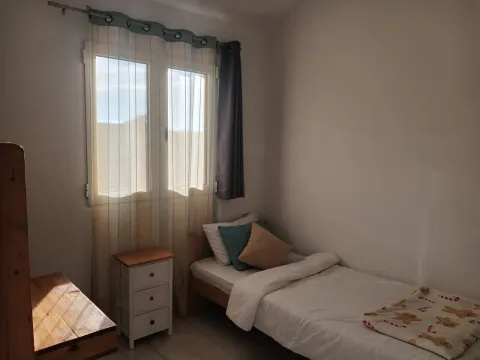 Izdavanje, trosoban stan, 80m², Gradiošnica, Tivat - image 8