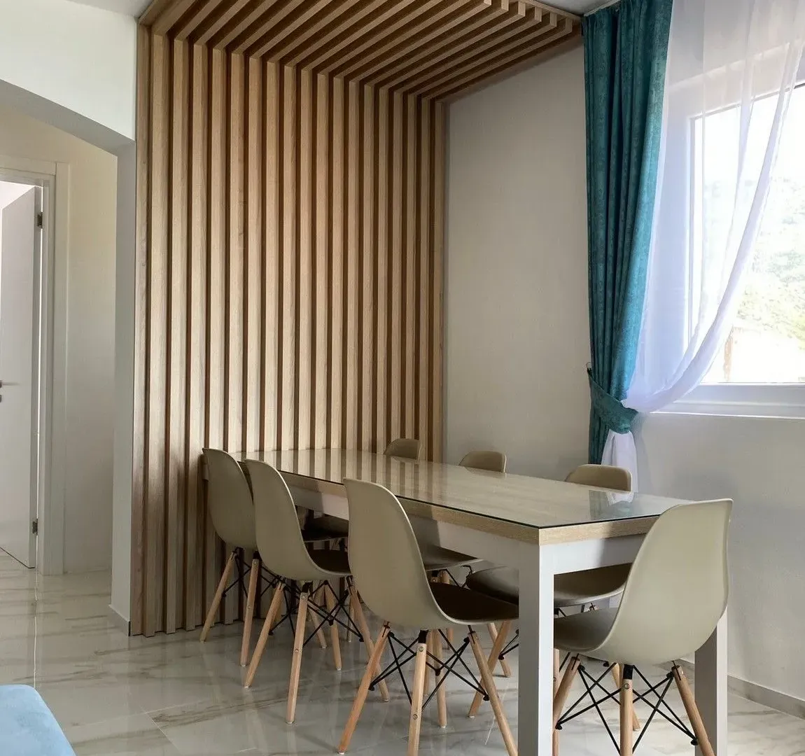 Rent, three bedroom apartment, 115m², Bečići, Budva