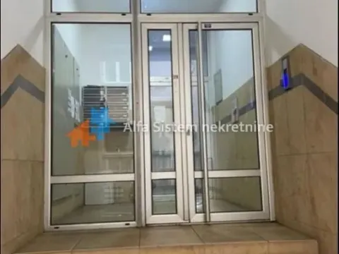 Izdavanje, dvosoban stan, 50m², Vračar Sve Podlokacije, Beograd - image 13