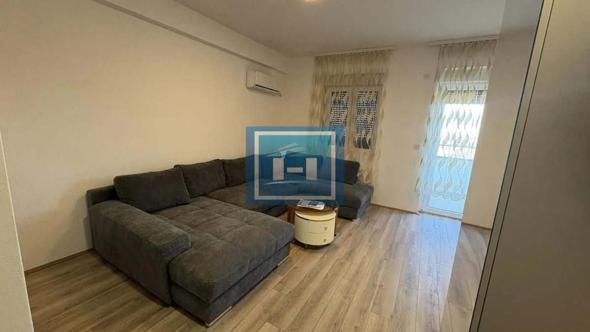 Izdavanje, jednosoban stan, 70m², Aqua park, Jagodina