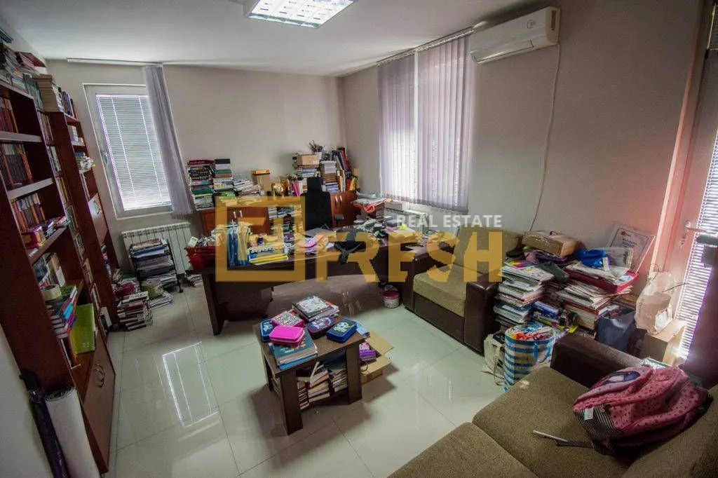 Sale, office space, 280m², Gorica C, Podgorica