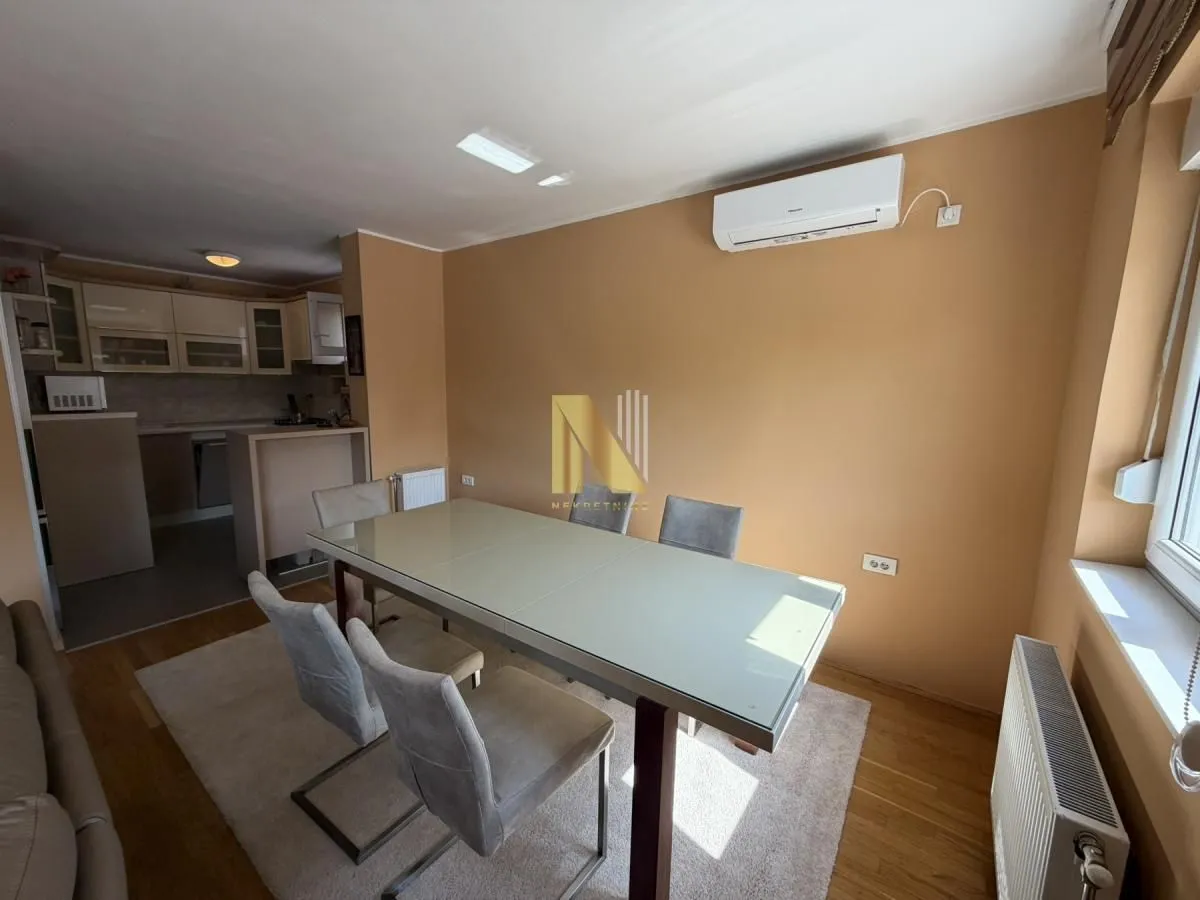 Izdavanje, četvorosoban stan, 86m², Veternička rampa, Novi Sad Sve Podlokacije