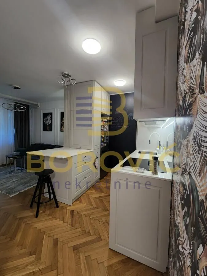 Rent, two bedroom apartment, 55m², Bežanija, Beograd