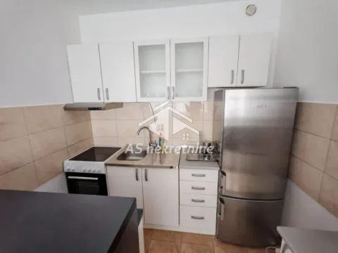 Izdavanje, stan, 40m², Denkova Basta, Zvezdara Sve Podlokacije - image 5