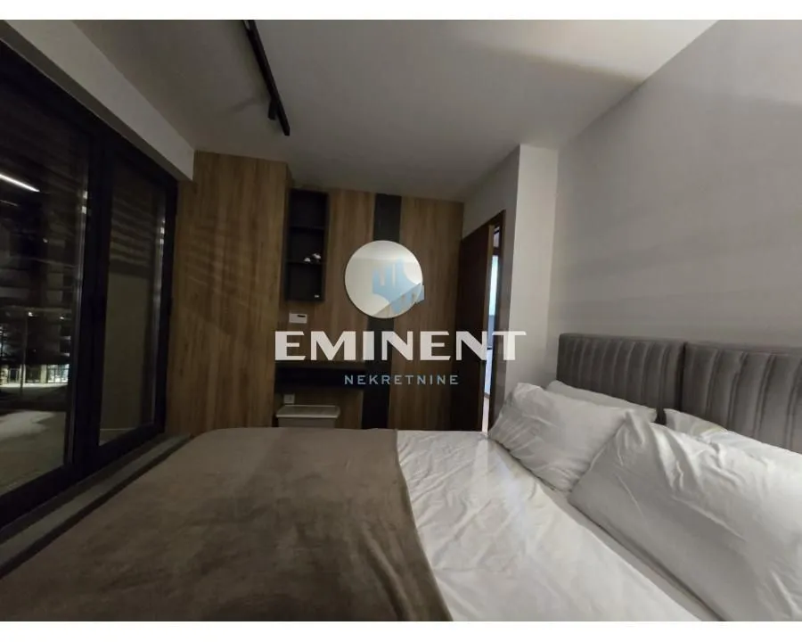 Prodaja, trosoban stan, 76m², Centar, Zlatibor