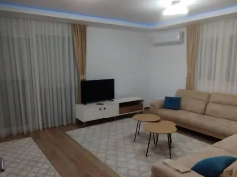 Izdavanje, trosoban stan, 100m², Zagorič, Podgorica - image 9